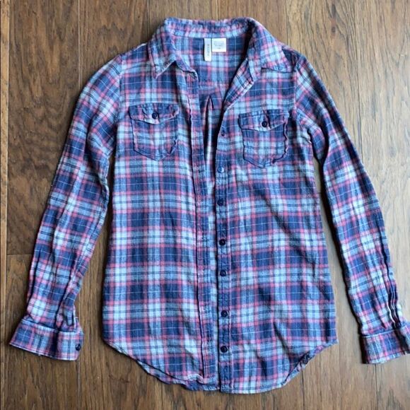 Tops - Navy Blue White and Red Flannel Plaid Shirt